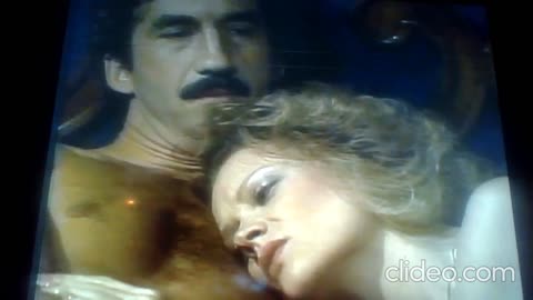 GUIDING LIGHT 11/20/79 ROGER THORPE SEDUCES RENE DuBOIS