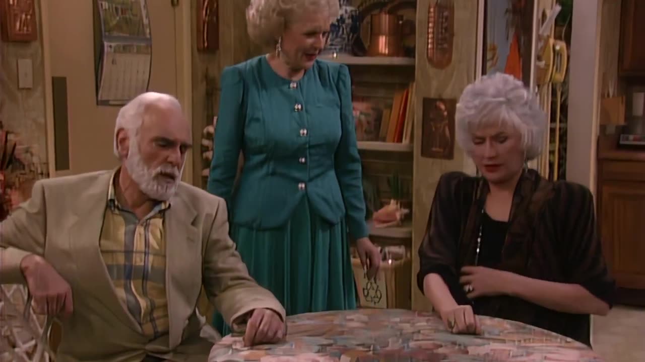 Dorothy confesses to Rose that Miles tried her cupcakes too! - Golden Girls HD