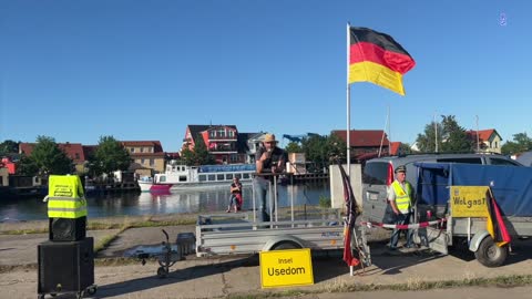 Wolgast: Eröffnung der heutigen Kundgebung durch Stefan 28-06-2022