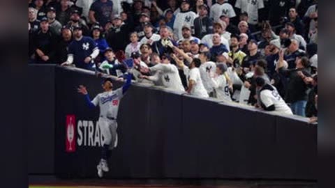 Wild Fan Interference! Yankees Fans Ejected for Grabbing Mookie Betts’ Glove at World Series