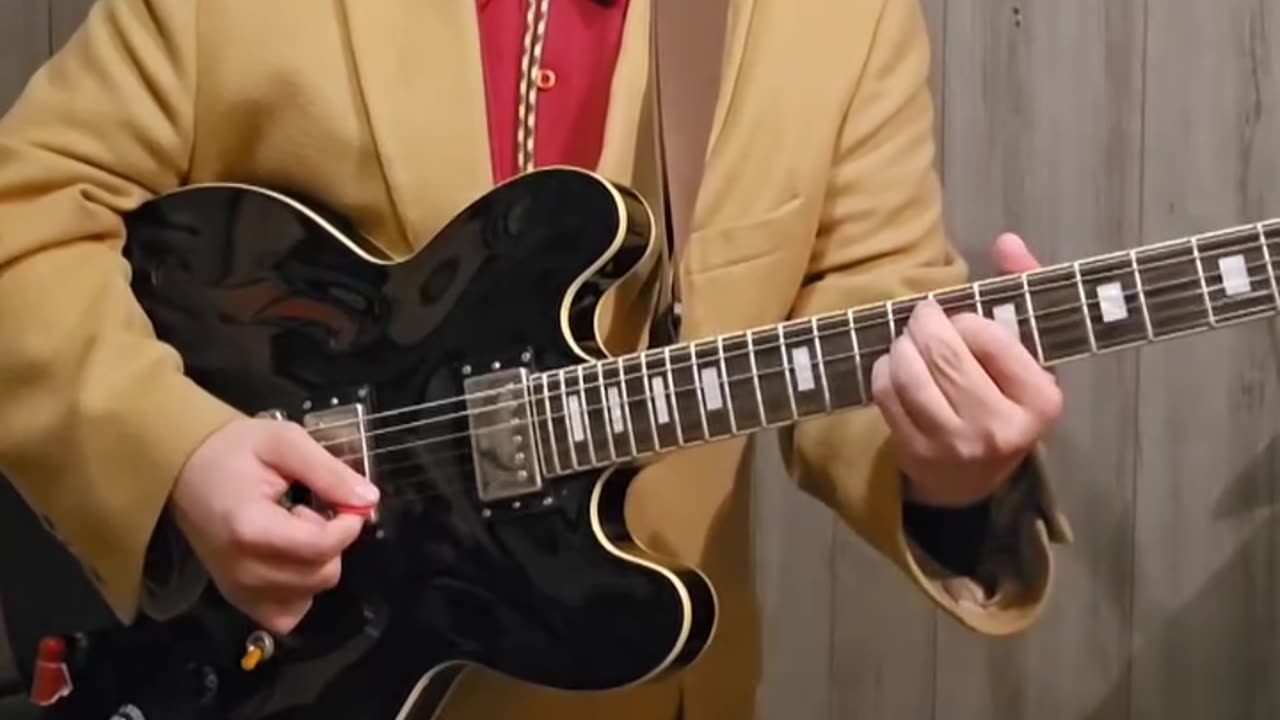 Trent Page's Epiphone es335 pro.