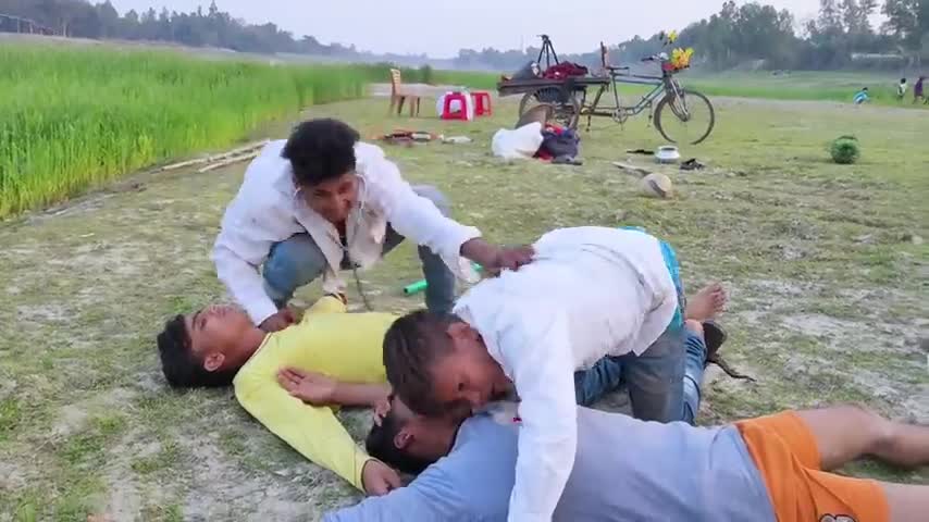 Whatsapp funny videos very. injection comedy video stupid boys, new doctor funny video