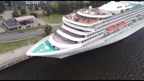 No vayas en uno de estos cruceros con tu enemigo(a)