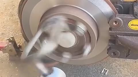 Brake disc grinding