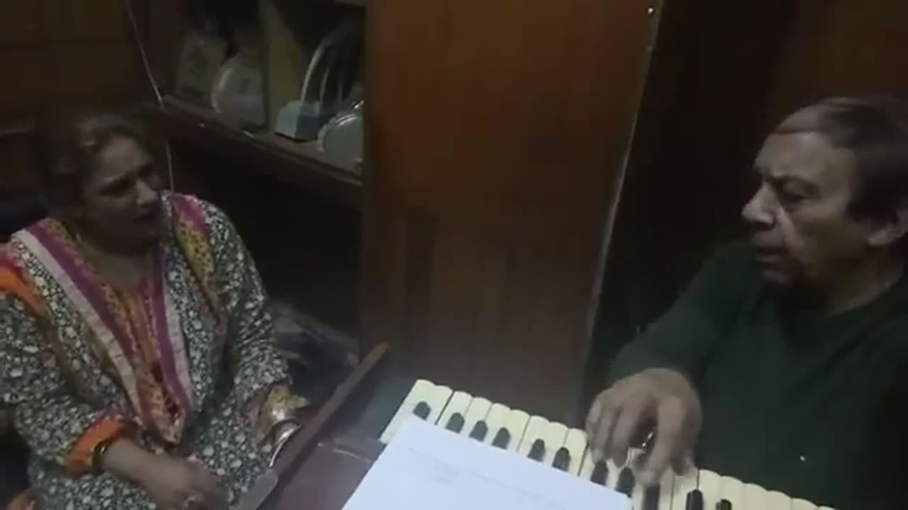 my best singer Naseebo Lal best saxi mujra song