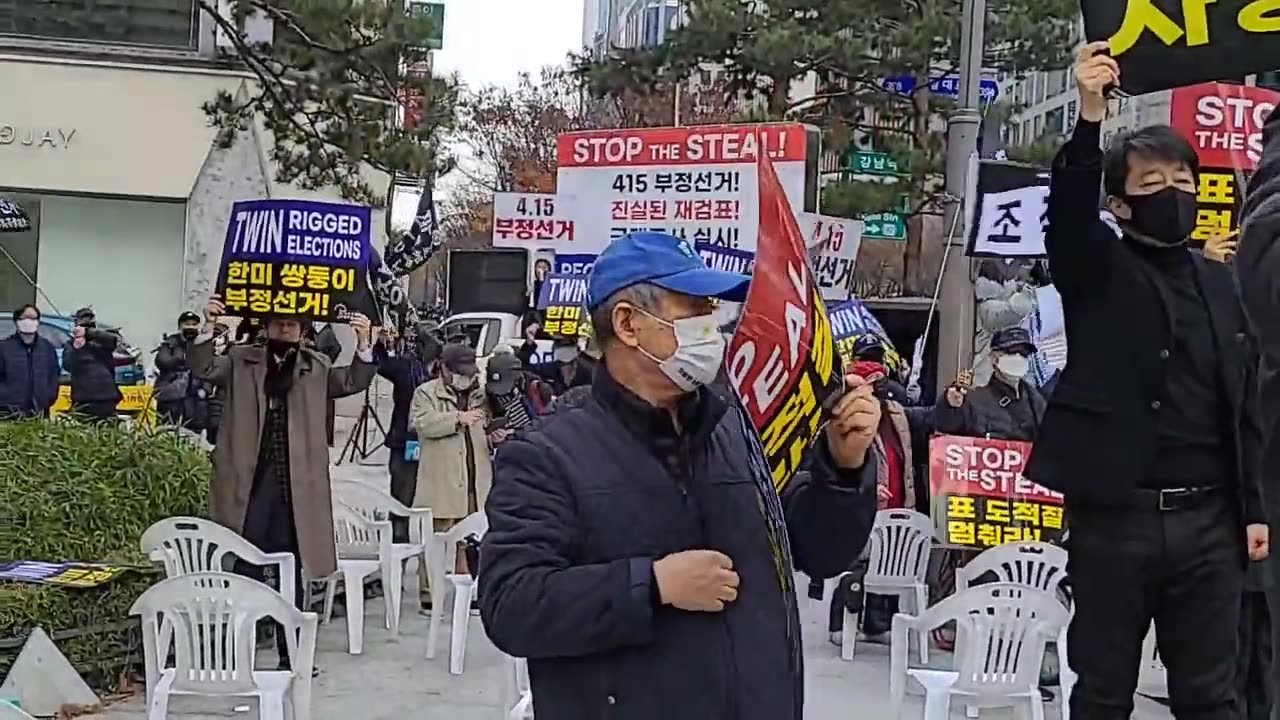 20201129_V3_S01(16QwOB3Fv54)얼마만의 행진인가_ 행진을 환영하며 부정선거! 강남역11번출구 집회현장에서