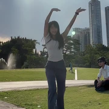 I don’t get tired of dancing with this one #foreveryoung #blackpink #LANDLINE picture quality