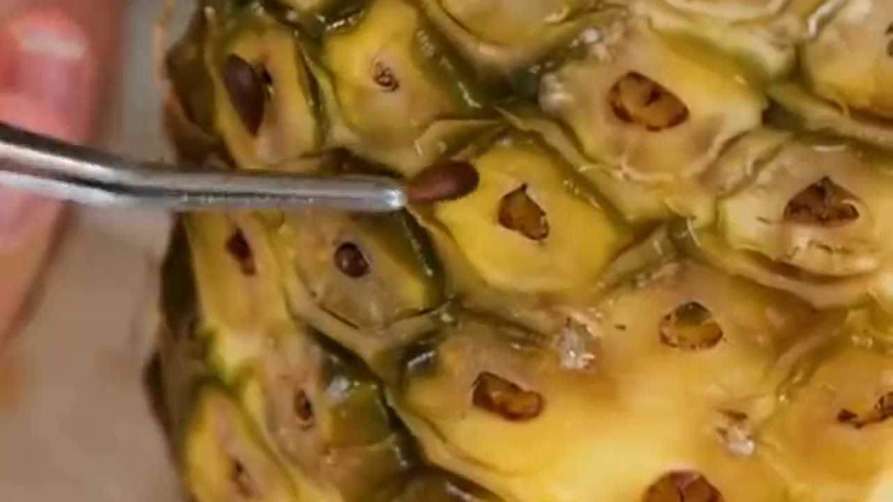 This is how to grow a pineapple plant