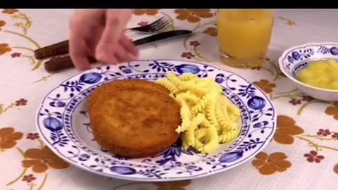 DDR Schitzel 🤨 East Germany’s Poor Mans Schnitzel