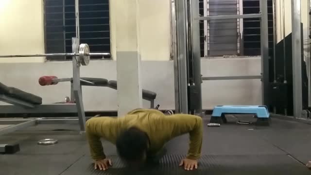 Push-ups variation Wrist breaker