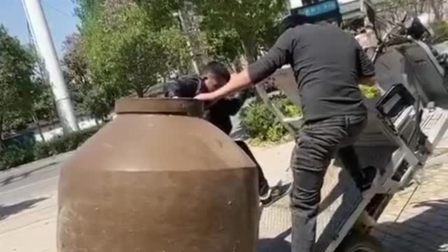 Try to move pottery but later........ unexpected