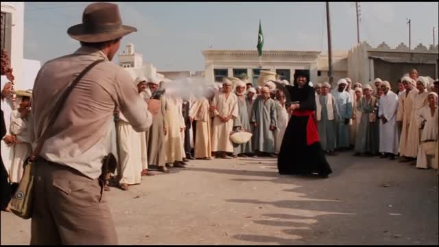 Raiders of the Lost Ark (1981) - Knife to a Gunfight