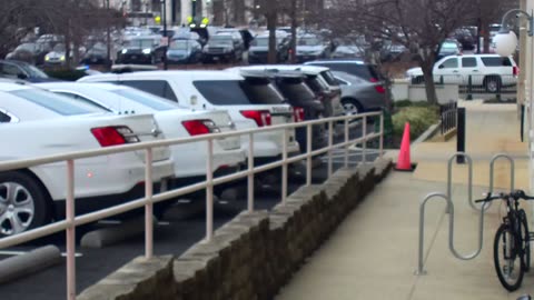 1669HQOB01SouthwestWalkway_2021-01-06_16h20min02s237ms.mp4