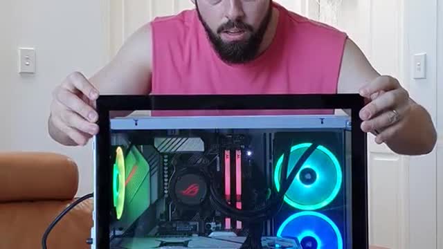 Unboxing GUNDAM Gaming PC