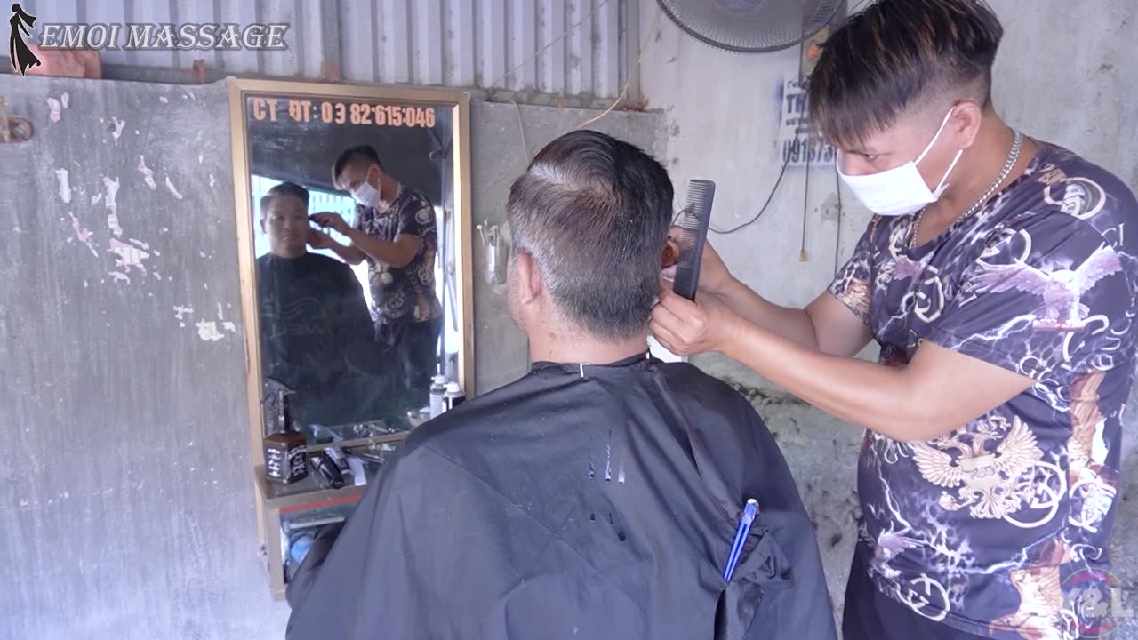 하노이에서 120KM 떨어진 베트남 처가집 동네이발소, 이발&귀청소 1$ | Hanoi~120km, countryside wife's home Vietnam BarberShop