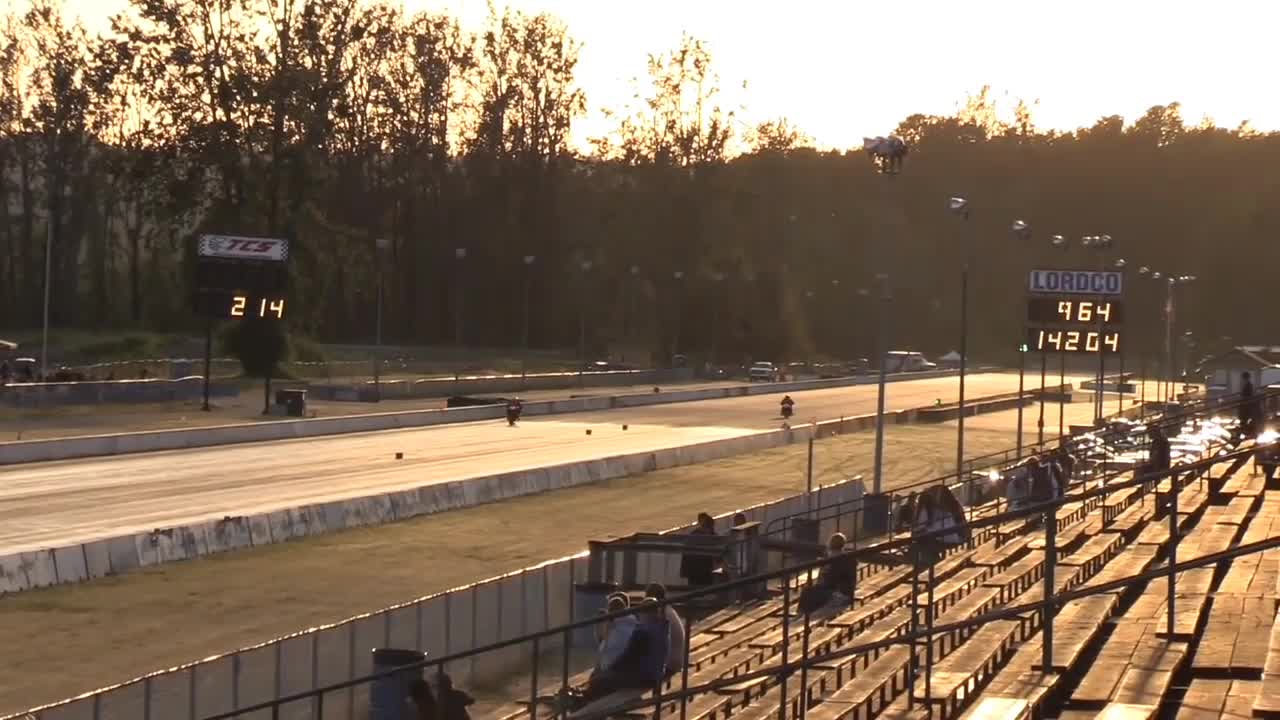 Motorcycle Racing ( Nitro Vs Ninja)