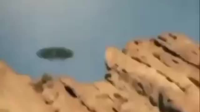 Real UFO With Aliens Caught On Camera - Alien Sightings