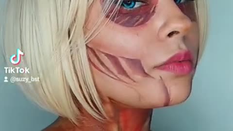 Cosplay female titan