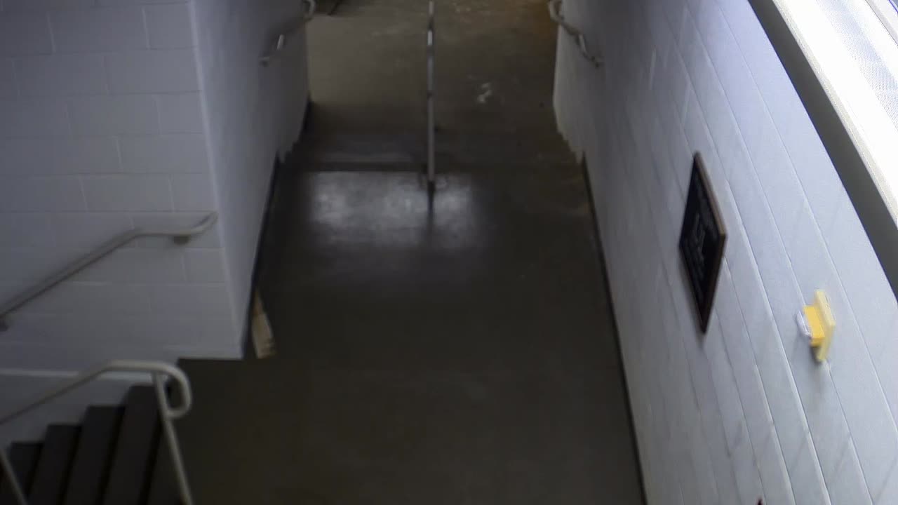 7187CVCULStair45North_2021-01-06_18h40min01s487ms.mp4