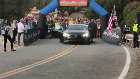 The Start of a Marathon in Old Baldwin Road