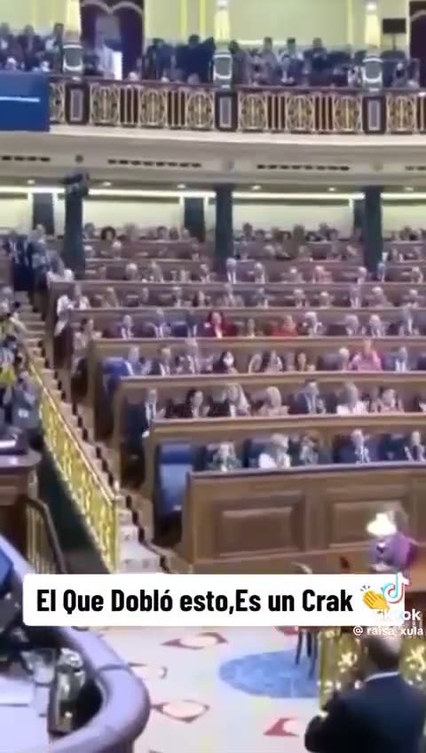 Sánchez jura por su honor y conciencia.