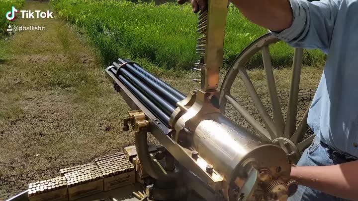 Shooting the Gatling Gun issued to Teddy Roosevelt in the battle of San Juan Hill