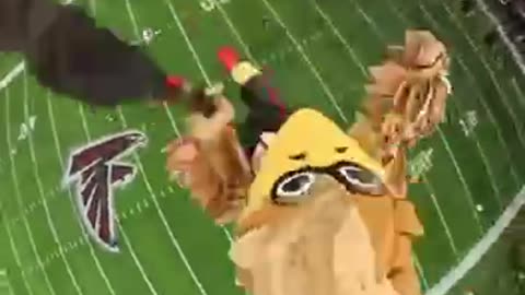 Freddy the Falcon
