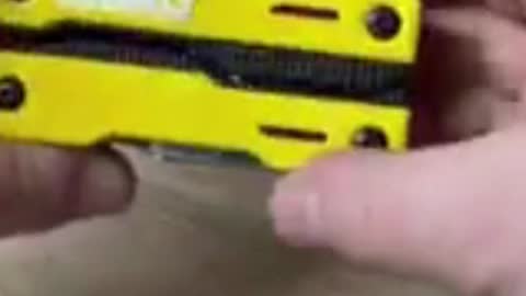 How To Use DeWalt Multi Hand Tool | Life Hacks | #Shorts