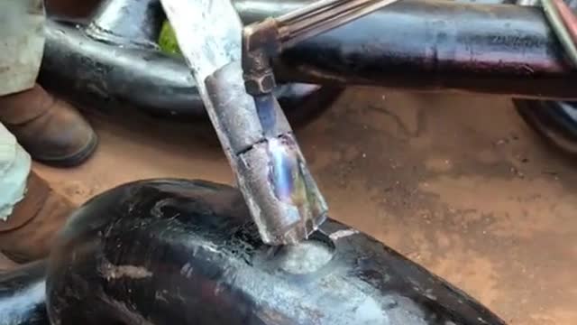 Fix the hole # Fix the car # chain # repair