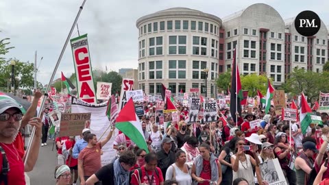 Pro-Palestinian protesters march towards the US Capitol ahead of Netanyahu's speech