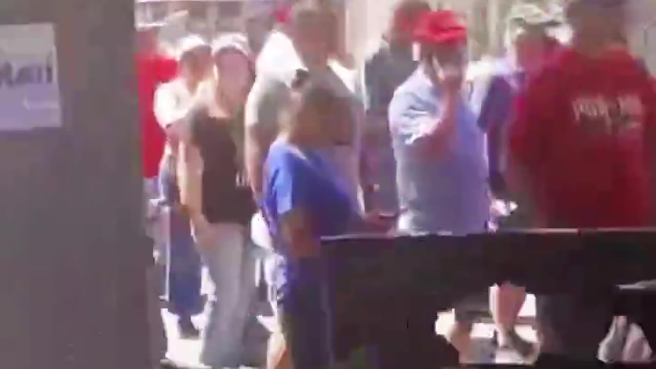 YUUUGE LINES ALREADY!!!🇺🇸🥳🥳🥳