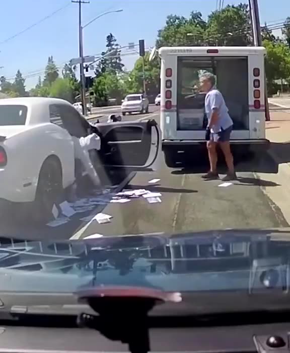 U.S. Mail trucks are being robbed in Gavin Newsom's California