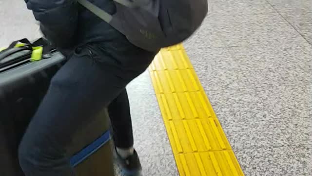 JUMPING OVER LUGGAGE FAIL CROTCH SHOT