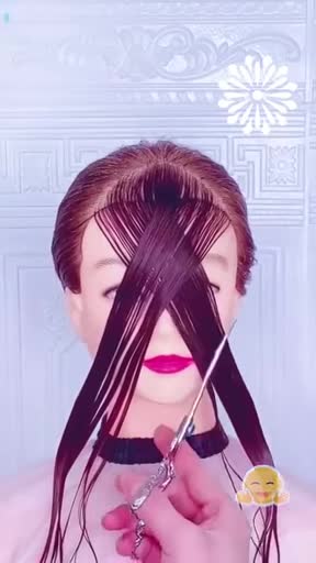 Master your hairstyle by cutting bangs !