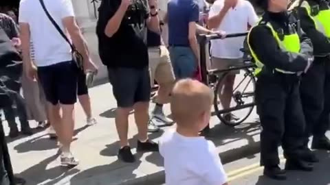 Patriot Children Show Respect To Police Officers in London