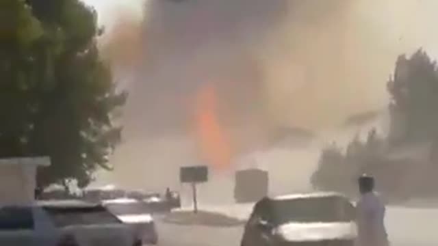 Insane Gasoline Truck Explosion Caught on Tape