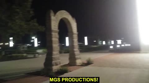 A SIMPLE NIGHT STROLL AROUND THE UNIVERSITY
