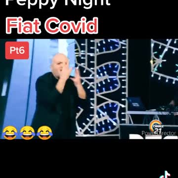 Da soli in auto con la mascherina, hanno la fiat covid, Hahahaha!