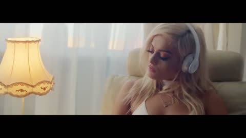 Bebe Rexha - F.F.F. (Feat.G-Eazy) [Official Music Video]