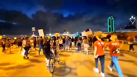 BLM & Antifa Riots 2020 - 2020-08-26-01-38-09-Dallas.mp4