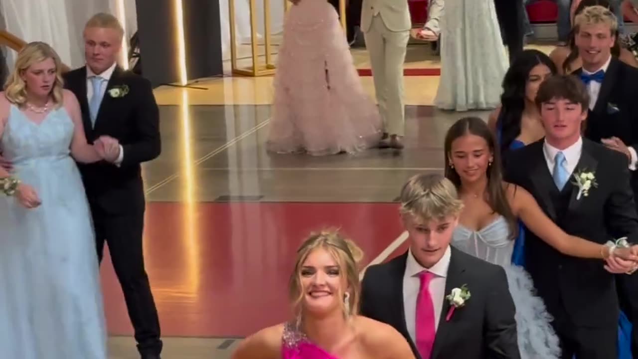 Perfect prom dance ever!! sweet moments!!!