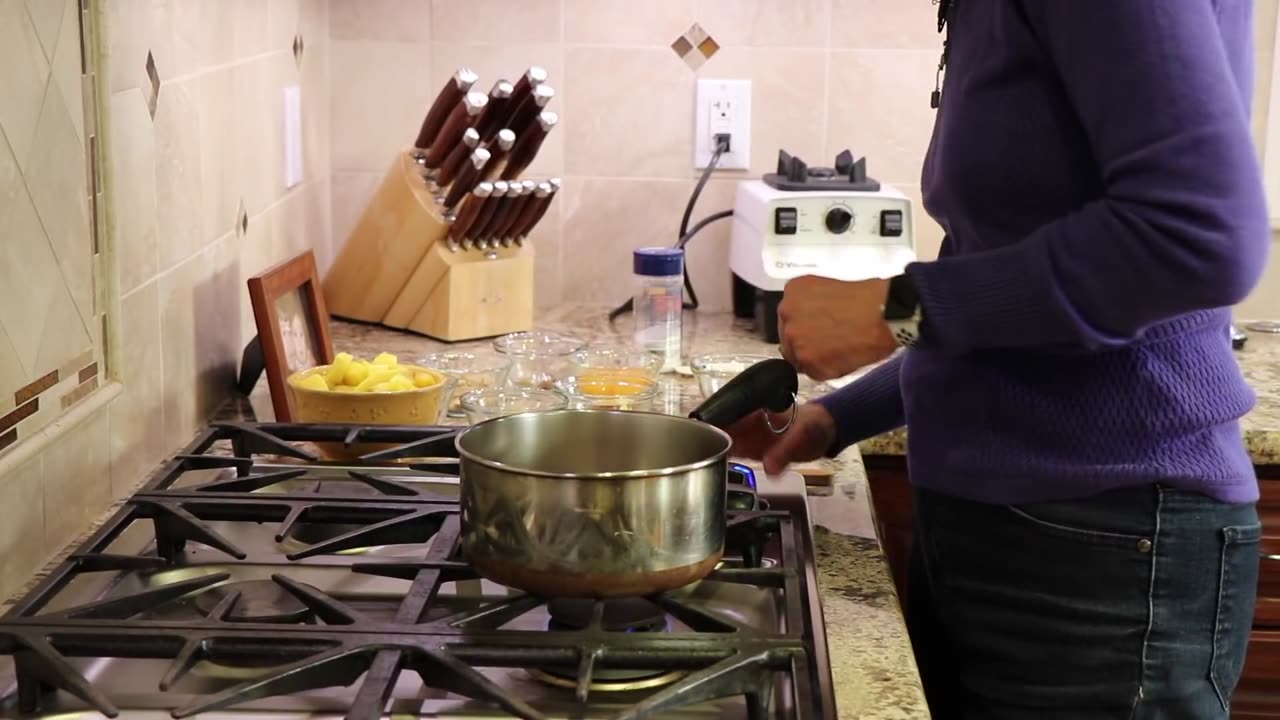 How to Cook Salmon W_Mango Chutney & Walnut Crust _ Rockin Robin Cooks