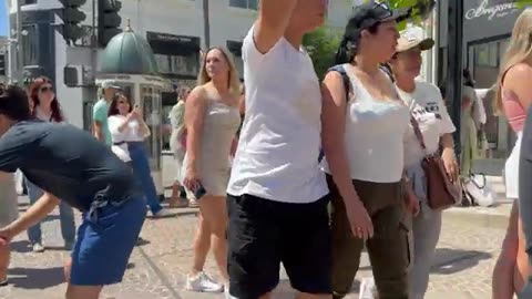 🌟 LUXURY LIFE BEVERLY HILLS (Episode 103) | 🚶‍♂️ RODEO DRIVE WALK | 4K HDR 60FPS