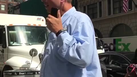 American Idol reject sings Backstreet Boys on NYC streets