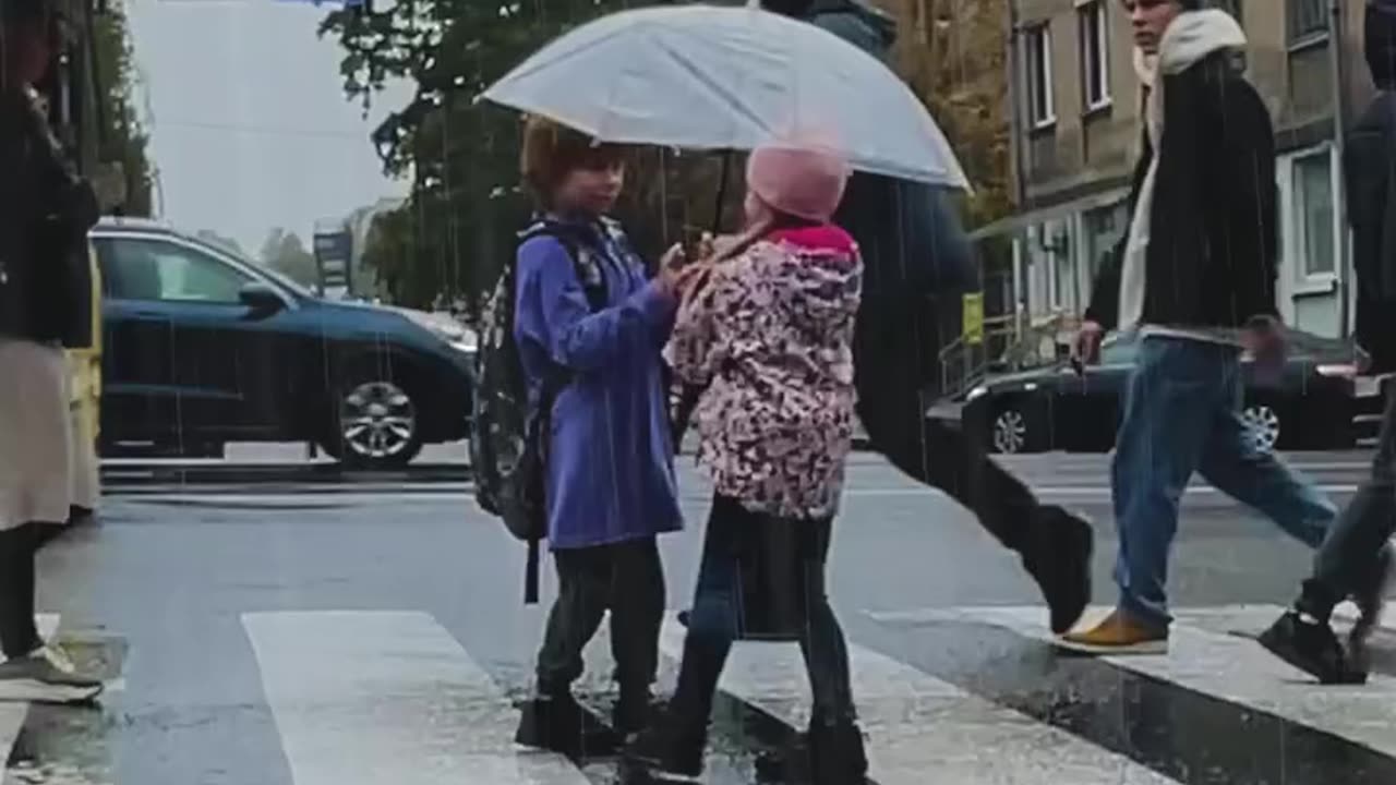 very good. the child is kinder than the mother