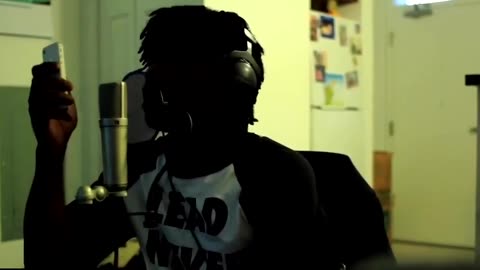 Chief Keef recording “I Don't Like (remix)” while on house arrest