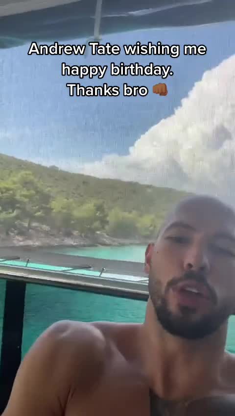 TATE ON HIS SUPERYACHT!!