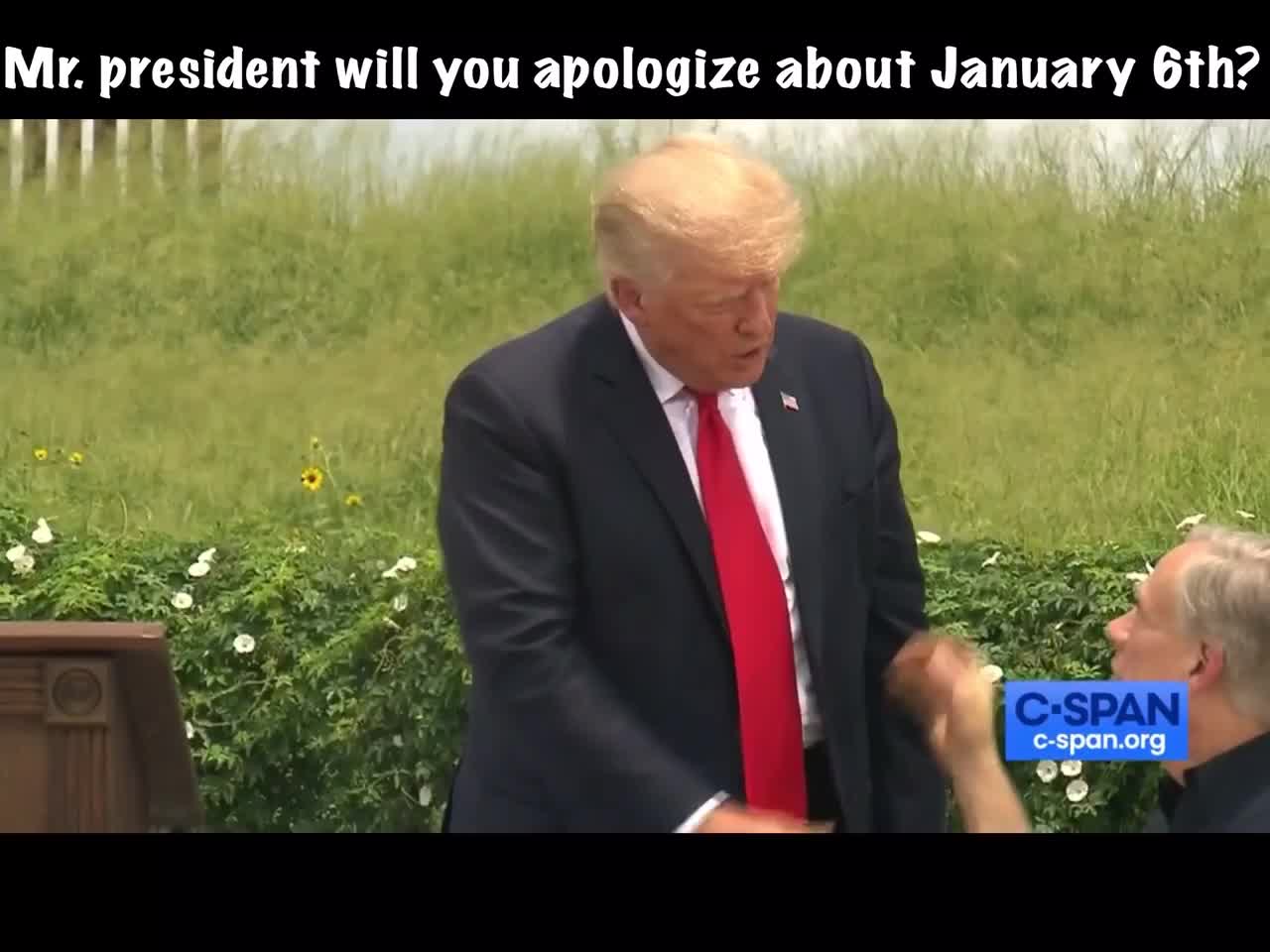 Jim Acosta booed at Texas border after asking Trump if he will apologize for Jan. 6th