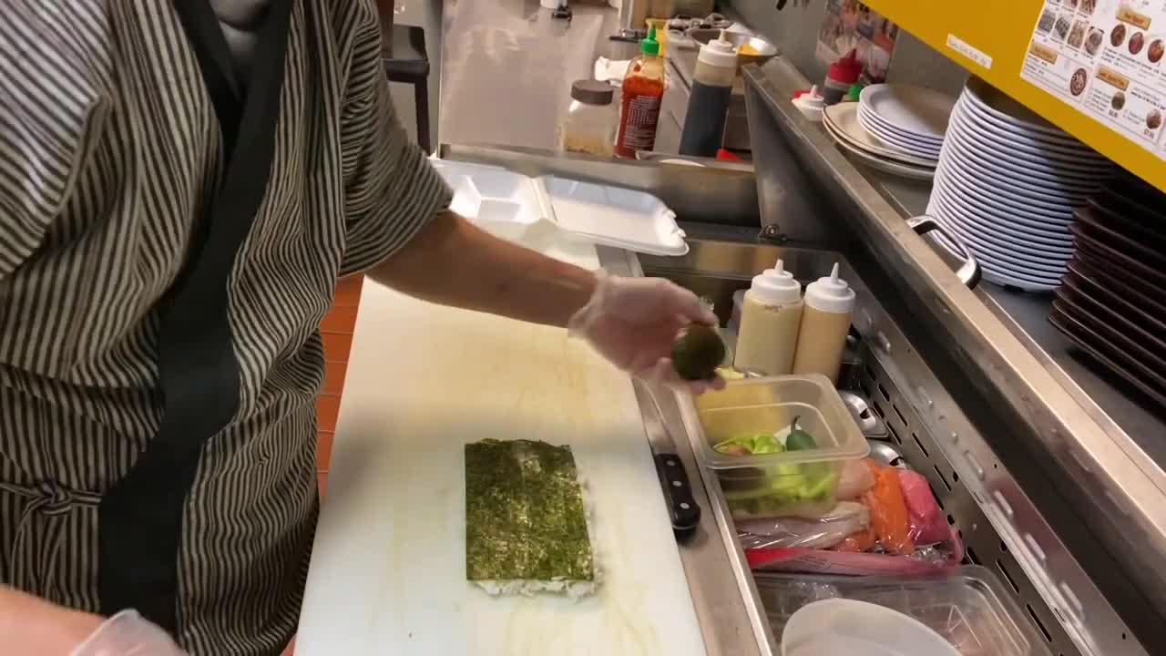 【日本料理】(Rollstarsushi ) Star Roll 手把手教你做寿司卷、美国日餐店 일식
