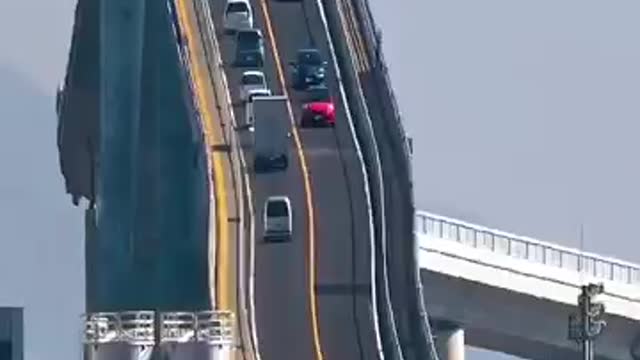 😱 look the bridge 😱 #shorts #amzingbridges #dangerous #bridge